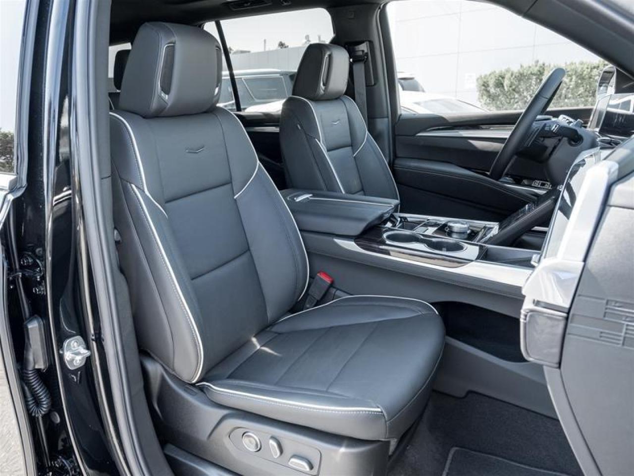 2025 Cadillac Escalade Premium Luxury 4dr 4x4 Photo