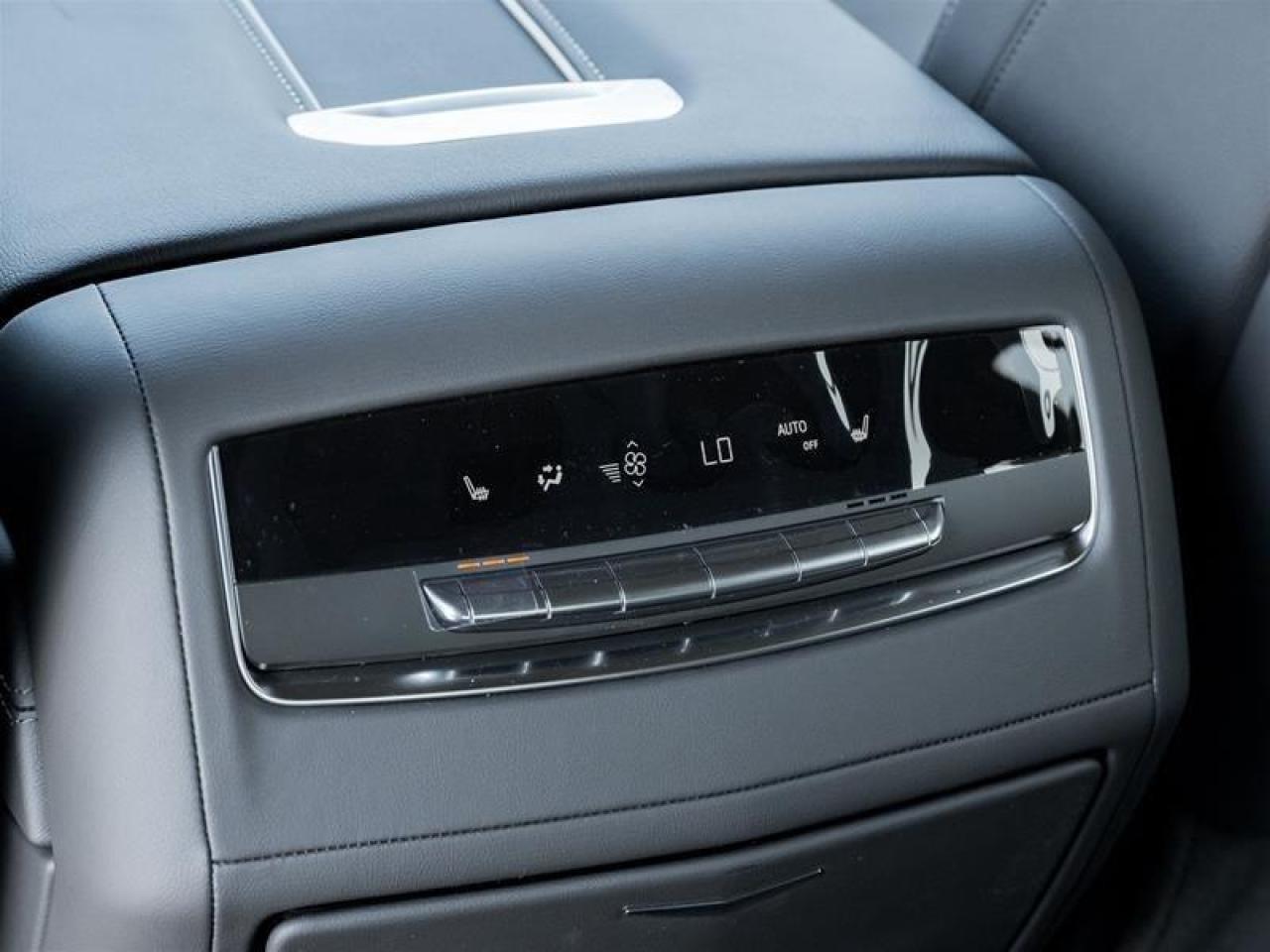 2025 Cadillac Escalade Premium Luxury 4dr 4x4 Photo