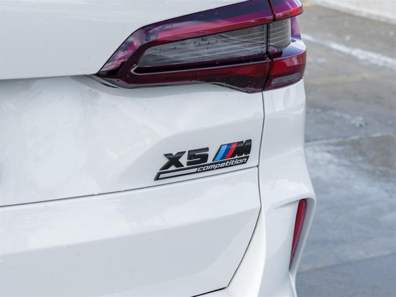 2022 BMW X5 M Competition Premium PKG M Drivers PKG M Enhanced P Photo