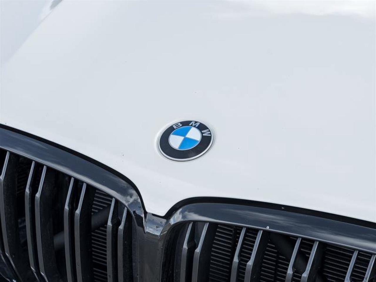 2022 BMW X5 M Competition Premium PKG M Drivers PKG M Enhanced P Photo