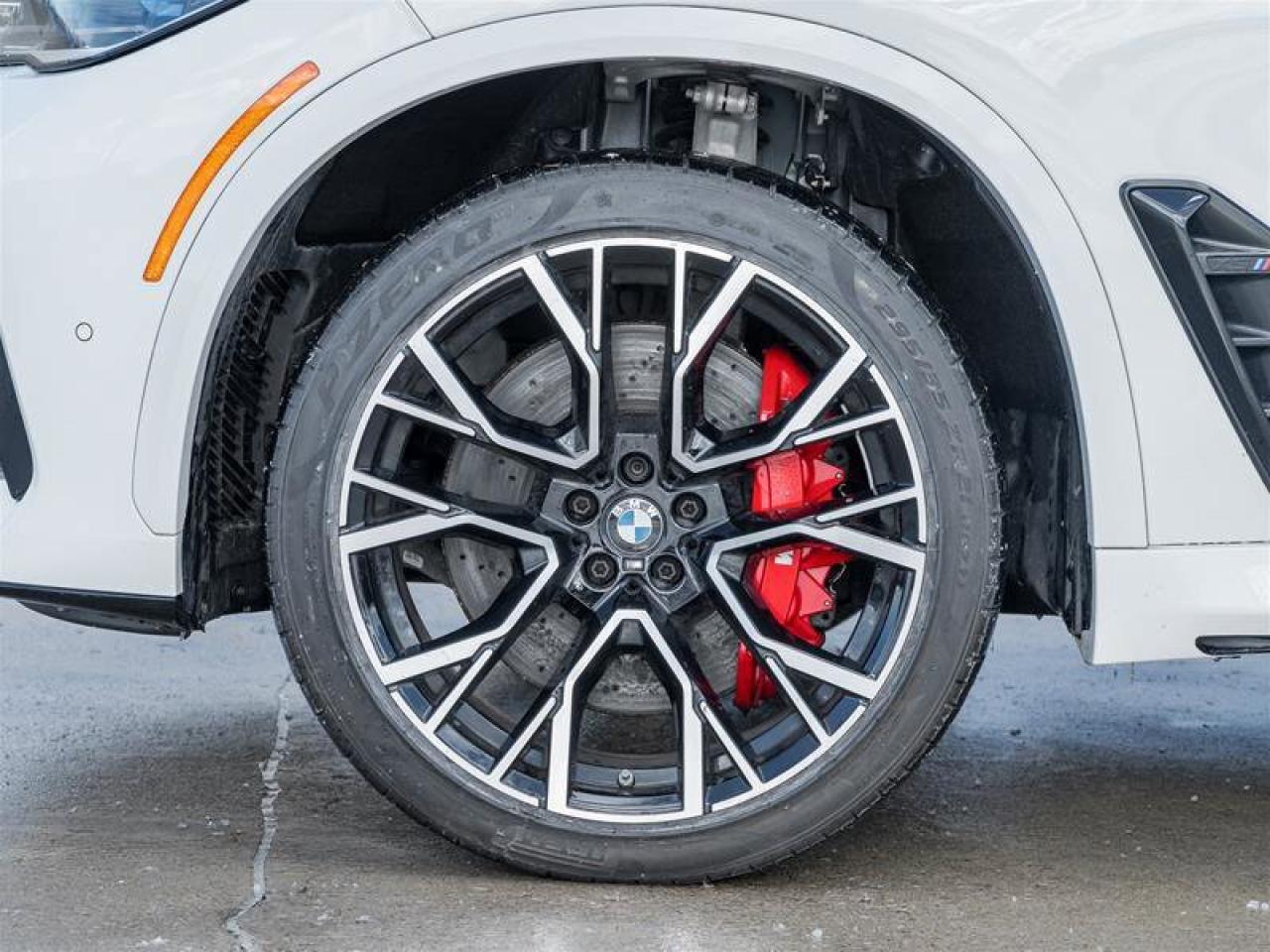 2022 BMW X5 M Competition Premium PKG M Drivers PKG M Enhanced P Photo