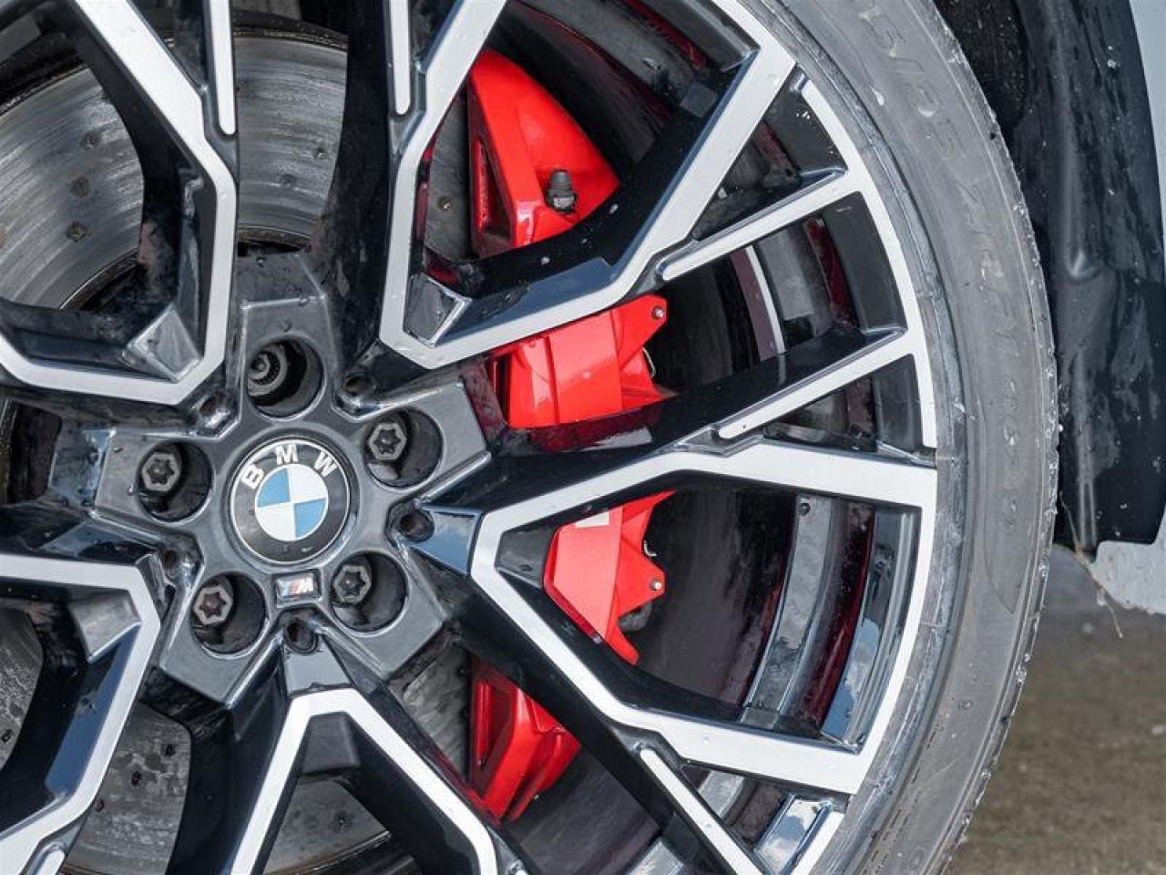 2022 BMW X5 M Competition Premium PKG M Drivers PKG M Enhanced P Photo