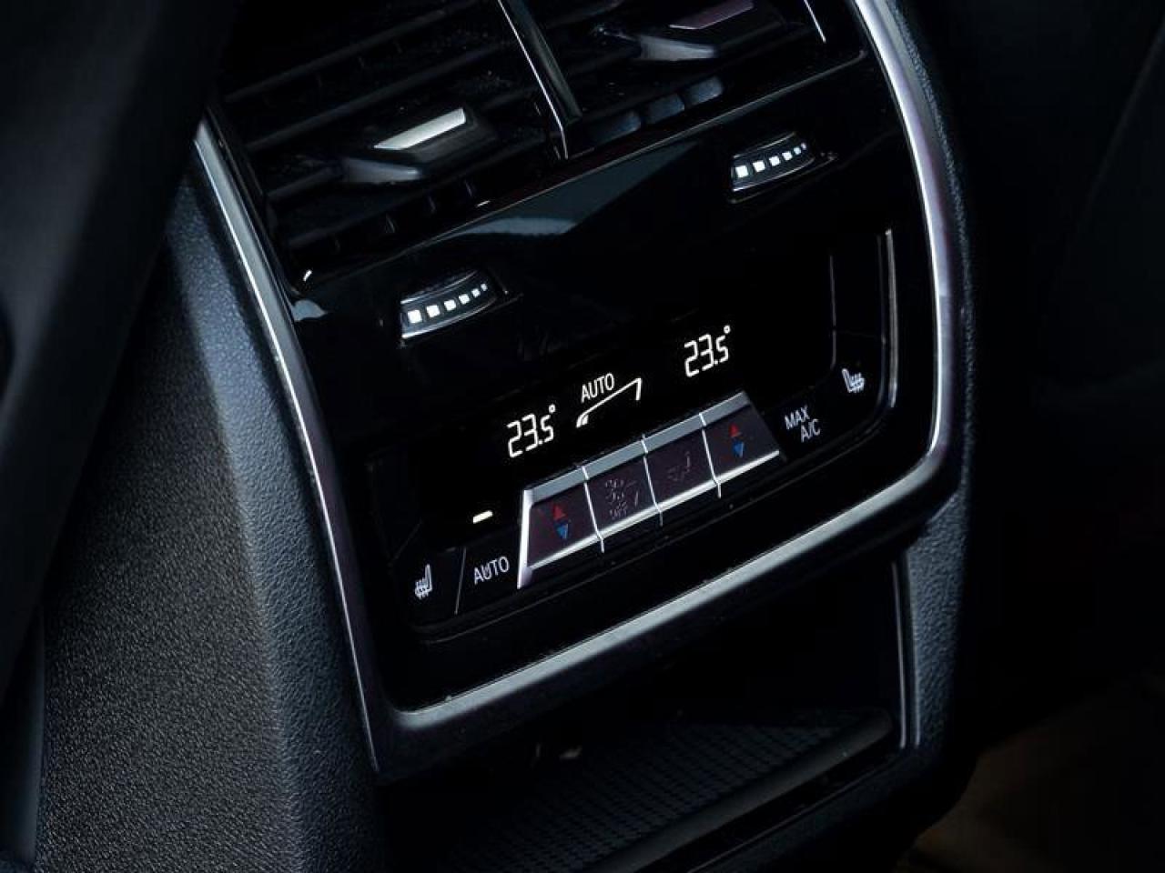 2022 BMW X5 M Competition Premium PKG M Drivers PKG M Enhanced P Photo