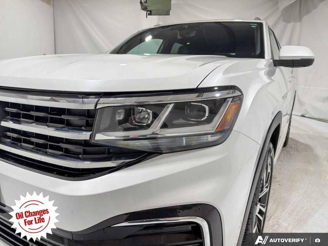 2022 Volkswagen Atlas Cross Sport Execline 3.6 FSI 4MOTION Photo