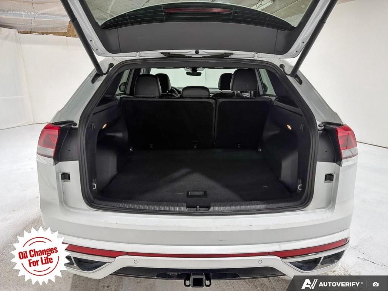 2022 Volkswagen Atlas Cross Sport Execline 3.6 FSI 4MOTION Photo