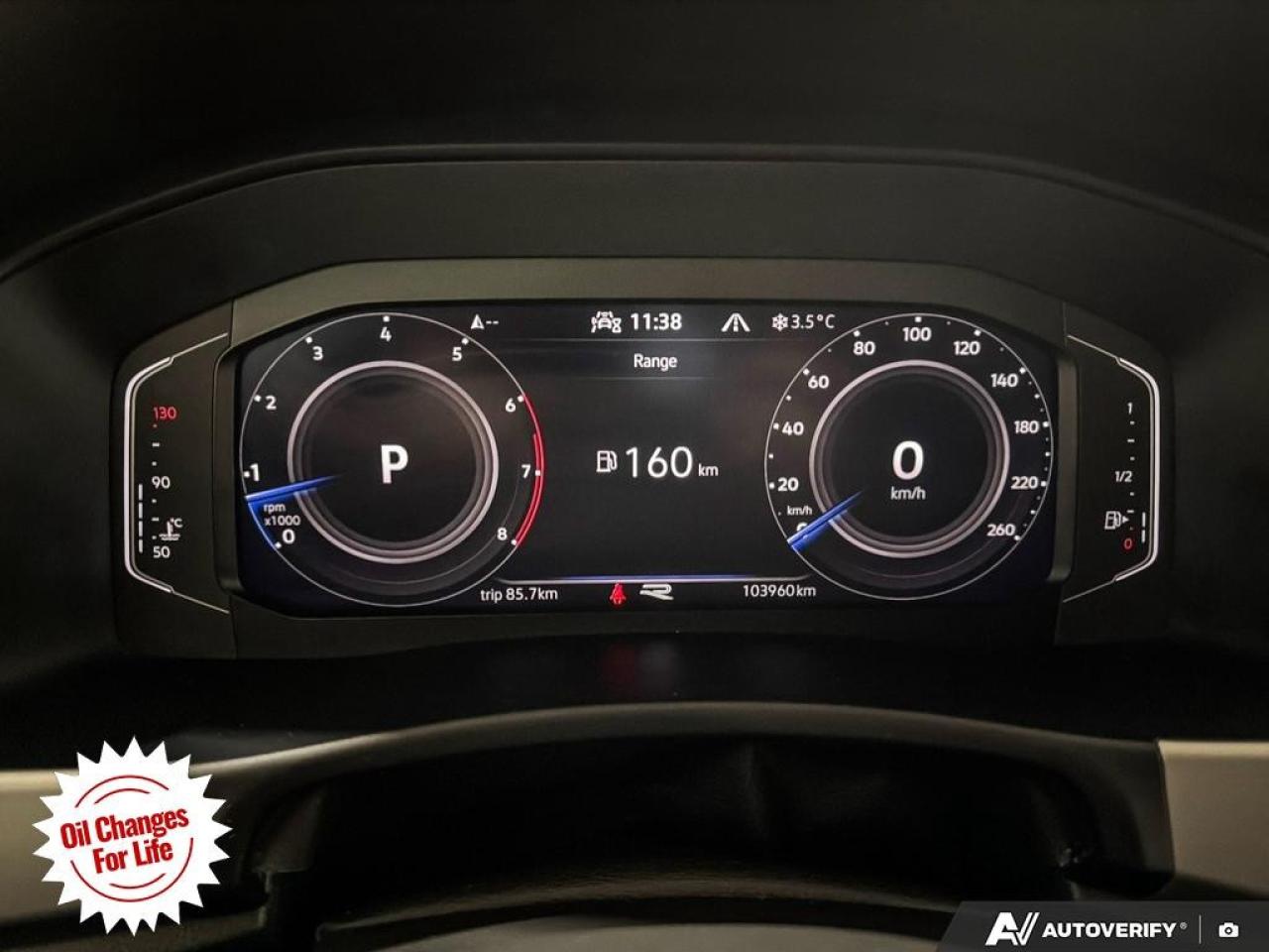 2022 Volkswagen Atlas Cross Sport Execline 3.6 FSI 4MOTION Photo