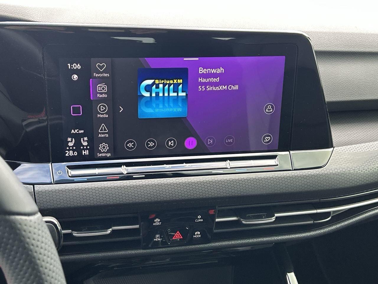 2024 Volkswagen Golf GTI Performance Auto   Accident-Free Photo