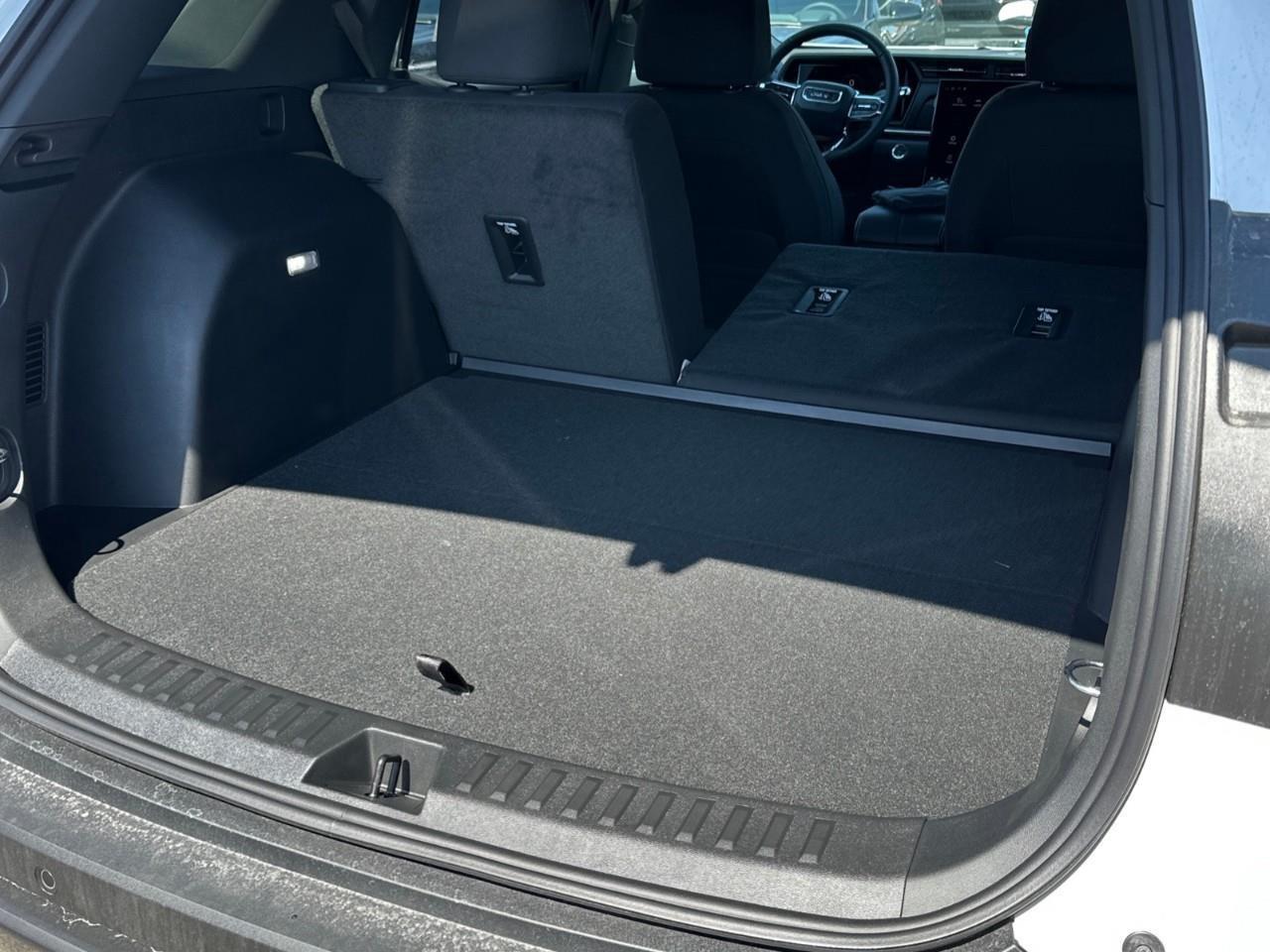 2025 GMC Terrain AWD 4dr Elevation Photo