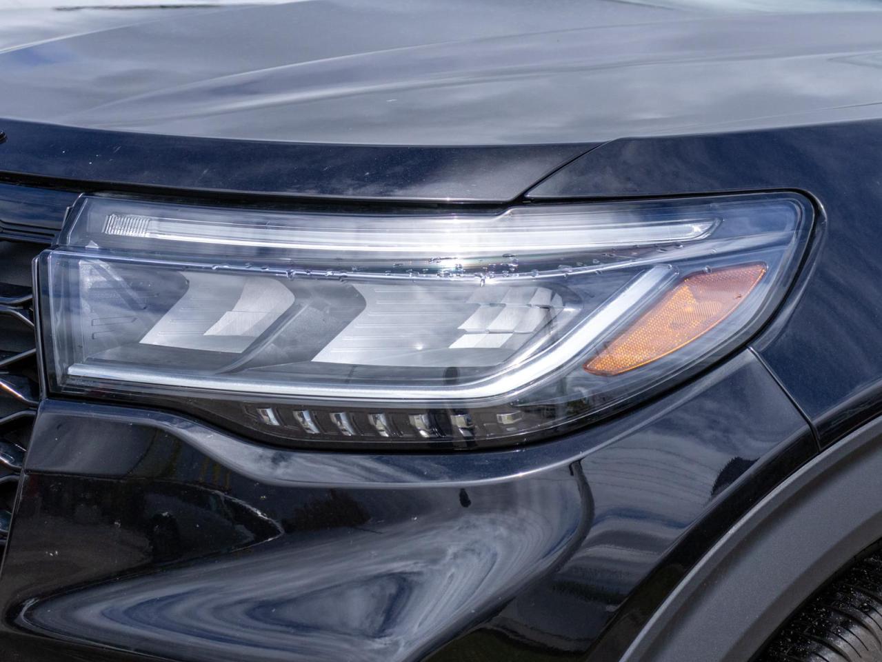 2025 Ford Explorer ST 4dr 4x4 Photo