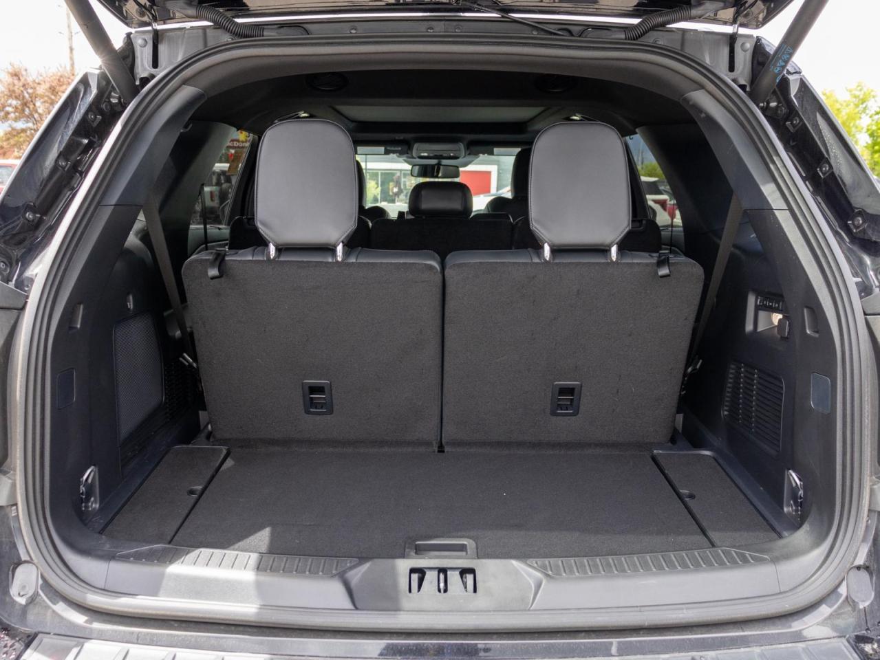 2025 Ford Explorer ST 4dr 4x4 Photo