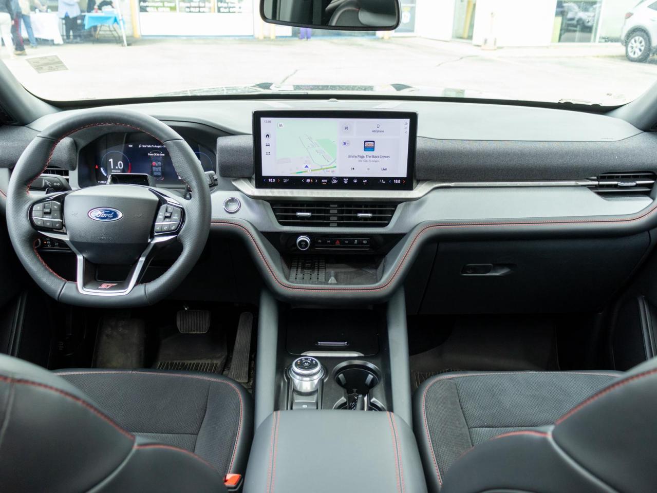 2025 Ford Explorer ST 4dr 4x4 Photo