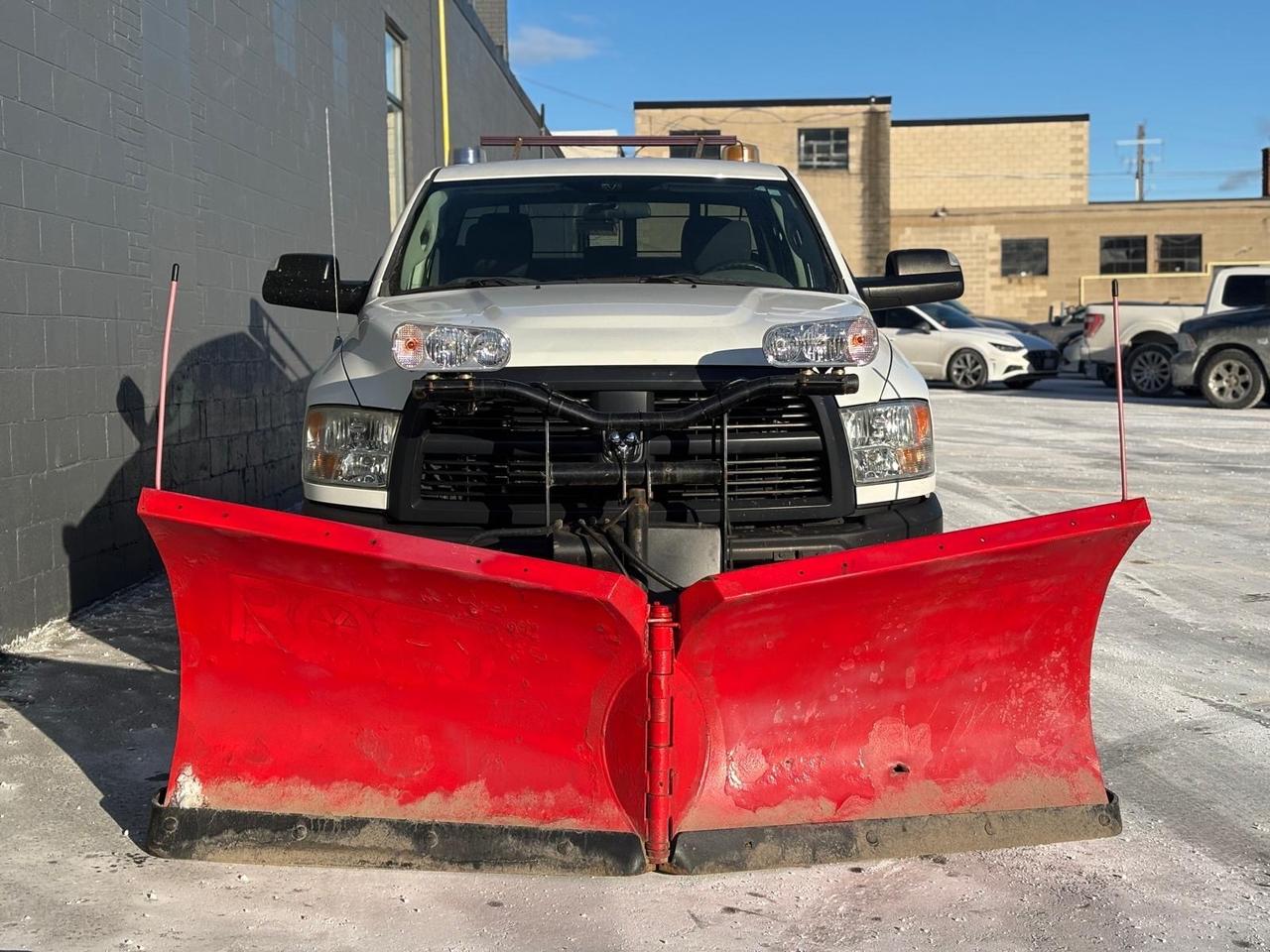 2012 RAM 2500 4WD 6.7L CUMMINS DIESEL **BOSS V SNOW PLOW-109KM** Photo