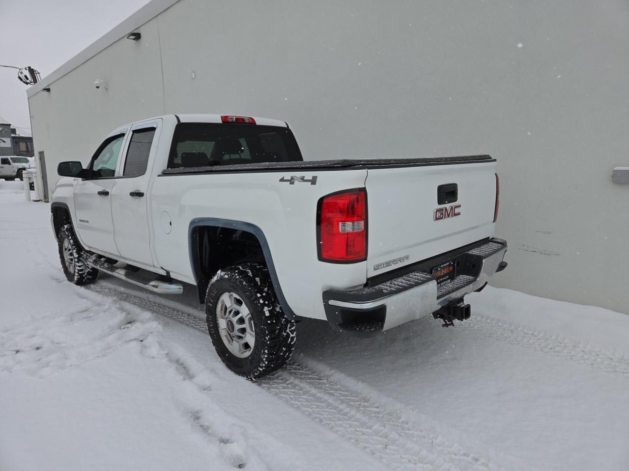 2016 GMC SIERRA 2500HD 4WD DOUBLE CAB-SHORT BOX-TONNEAU COVER-CERTIFIED Photo