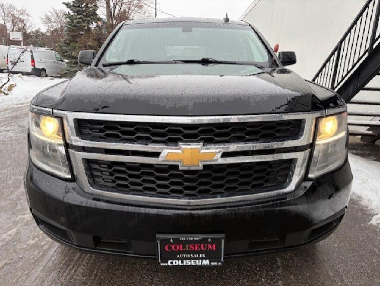 2016 Chevrolet Tahoe 4X4 6 PASSENGER-BACK UP CAM-1 OWNER-CERTIFIED! Photo