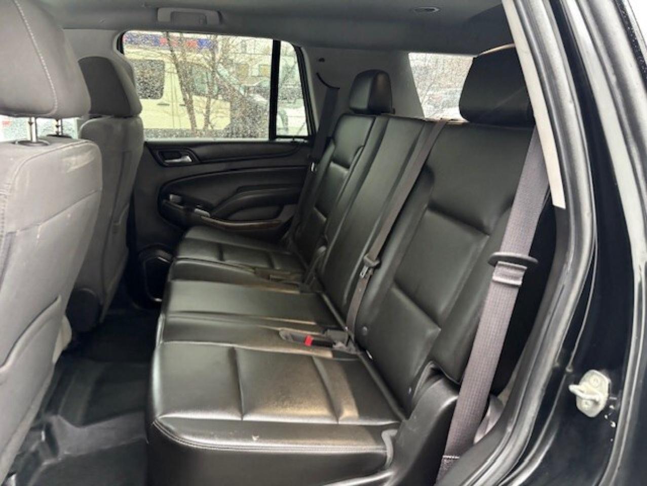 2016 Chevrolet Tahoe 4X4 6 PASSENGER-BACK UP CAM-1 OWNER-CERTIFIED! Photo