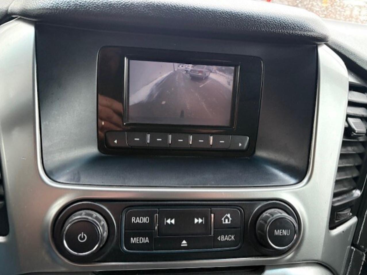 2016 Chevrolet Tahoe 4X4 6 PASSENGER-BACK UP CAM-1 OWNER-CERTIFIED! Photo