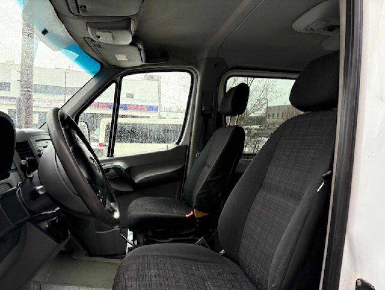 2015 Mercedes-Benz Sprinter Passenger Van AWD 2500 V6 **12 PASSENGER** 3 TO CHOOSE-CERTIFIED Photo