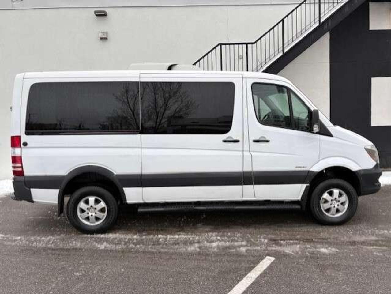 2015 Mercedes-Benz Sprinter AWD 2500 V6 **12 PASSENGER** 3 TO CHOOSE-CERTIFIED Photo