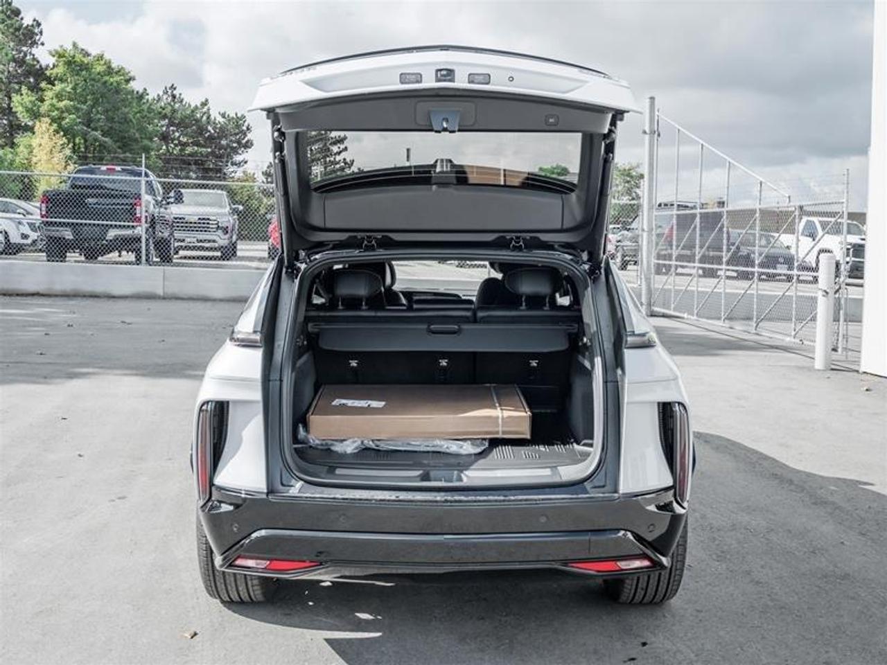 2026 Cadillac LYRIQ Signature Sport 4dr Photo