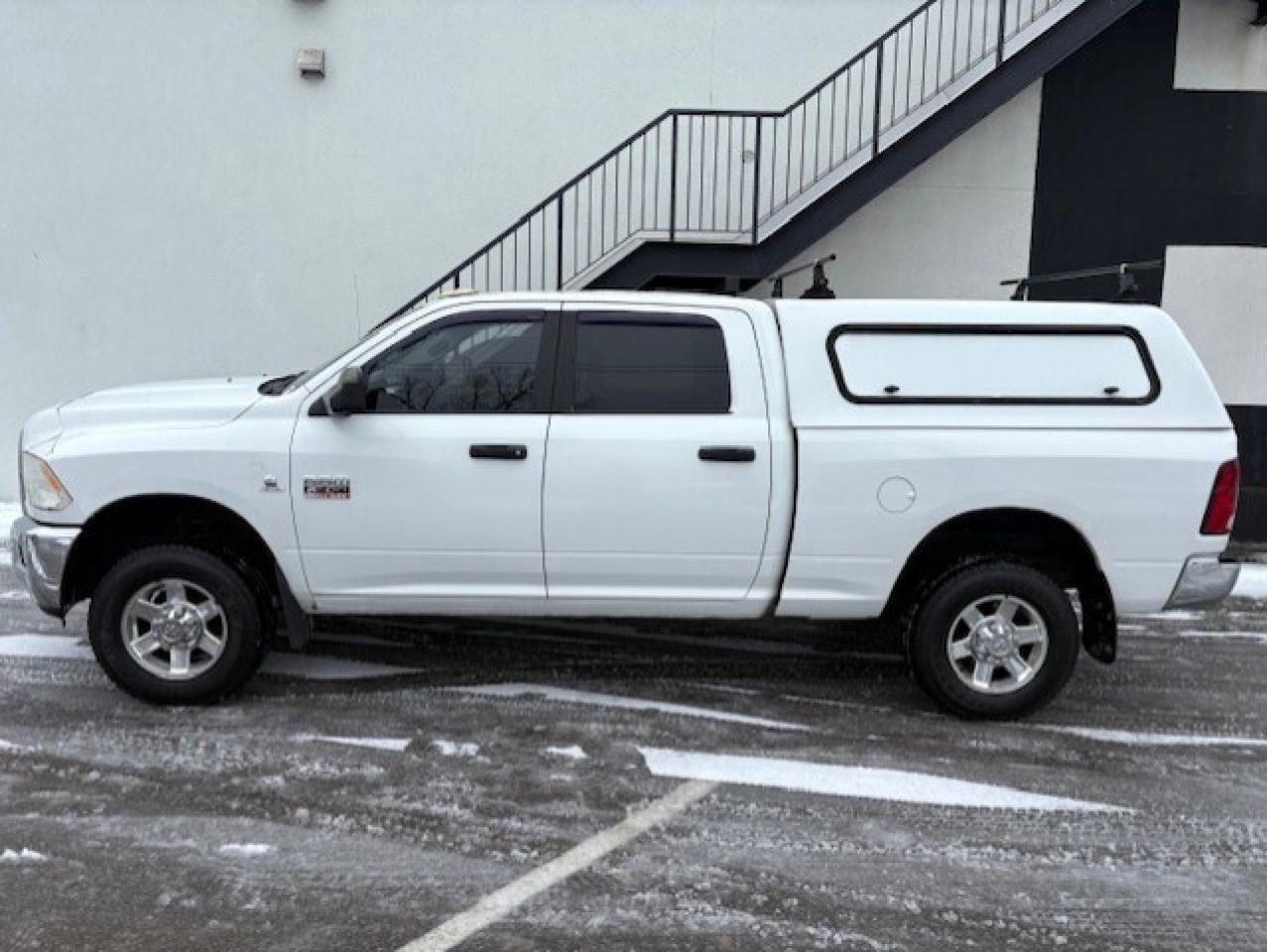 2011 RAM 2500 SLT 4WD **6.7L CUMMINS DIESEL-CREW CAB-SHORT BOX** Photo