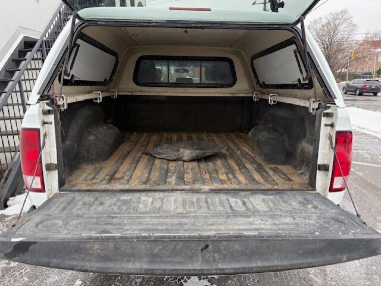 2011 RAM 2500 SLT 4WD **6.7L CUMMINS DIESEL-CREW CAB-SHORT BOX** Photo