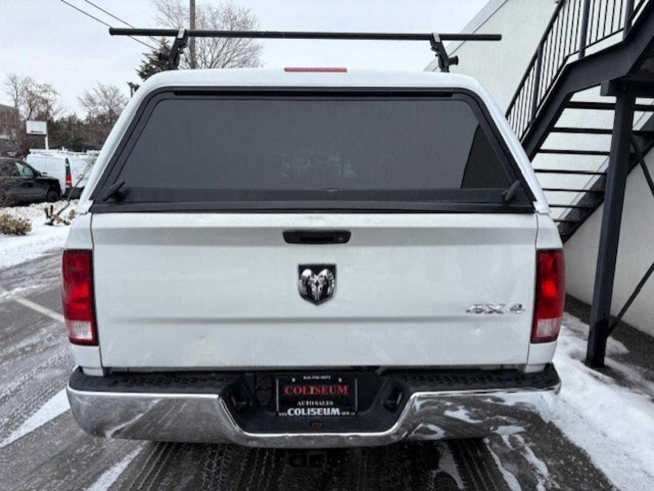 2011 RAM 2500 SLT 4WD **6.7L CUMMINS DIESEL-CREW CAB-SHORT BOX** Photo