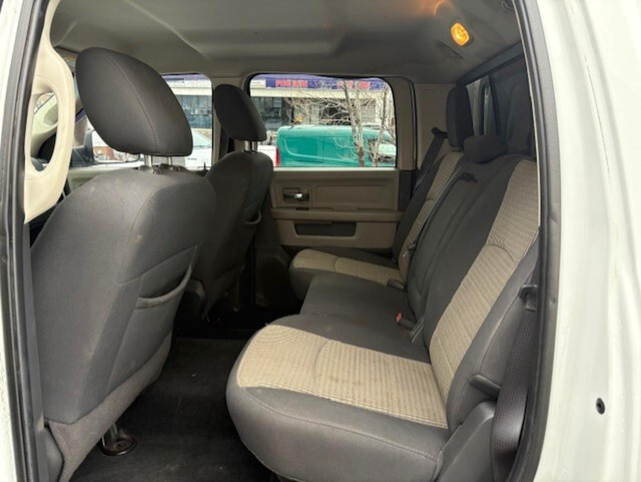 2011 RAM 2500 SLT 4WD **6.7L CUMMINS DIESEL-CREW CAB-SHORT BOX** Photo