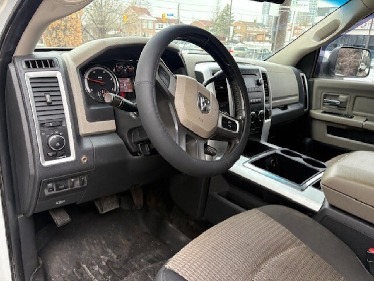 2011 RAM 2500 SLT 4WD **6.7L CUMMINS DIESEL-CREW CAB-SHORT BOX** Photo