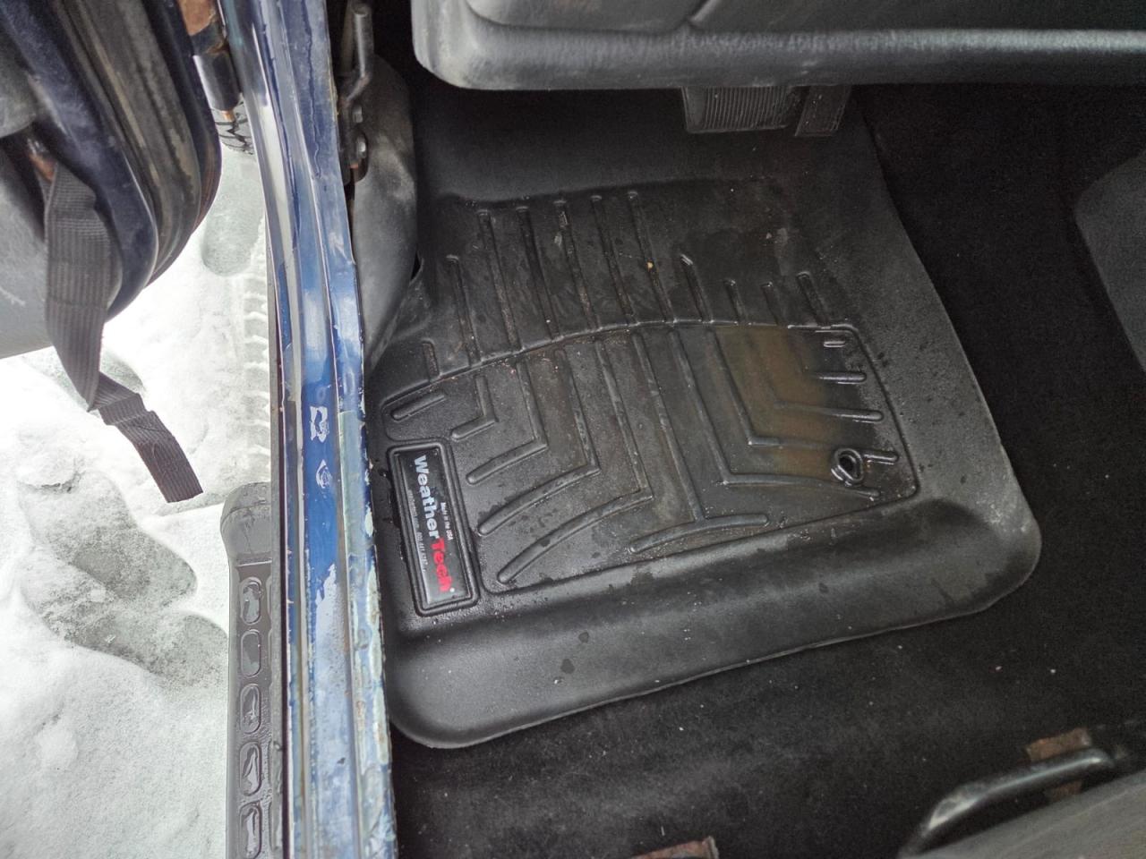 2005 Jeep TJ SPORT 4X4 **AUTOMATIC-AIR-NEW TIRES-CUSTOM LIGHTS* Photo