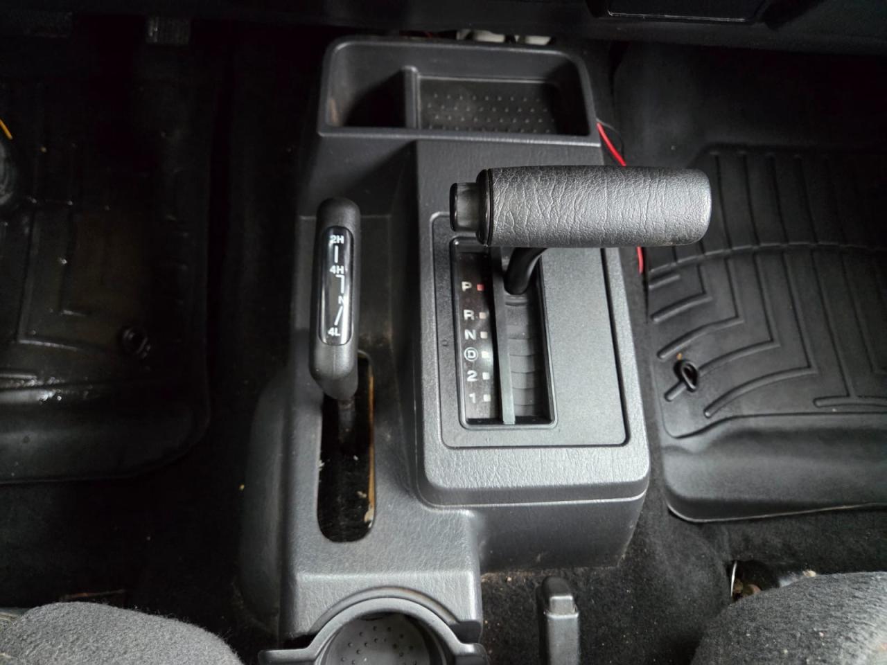 2005 Jeep TJ SPORT 4X4 **AUTOMATIC-AIR-NEW TIRES-CUSTOM LIGHTS* Photo