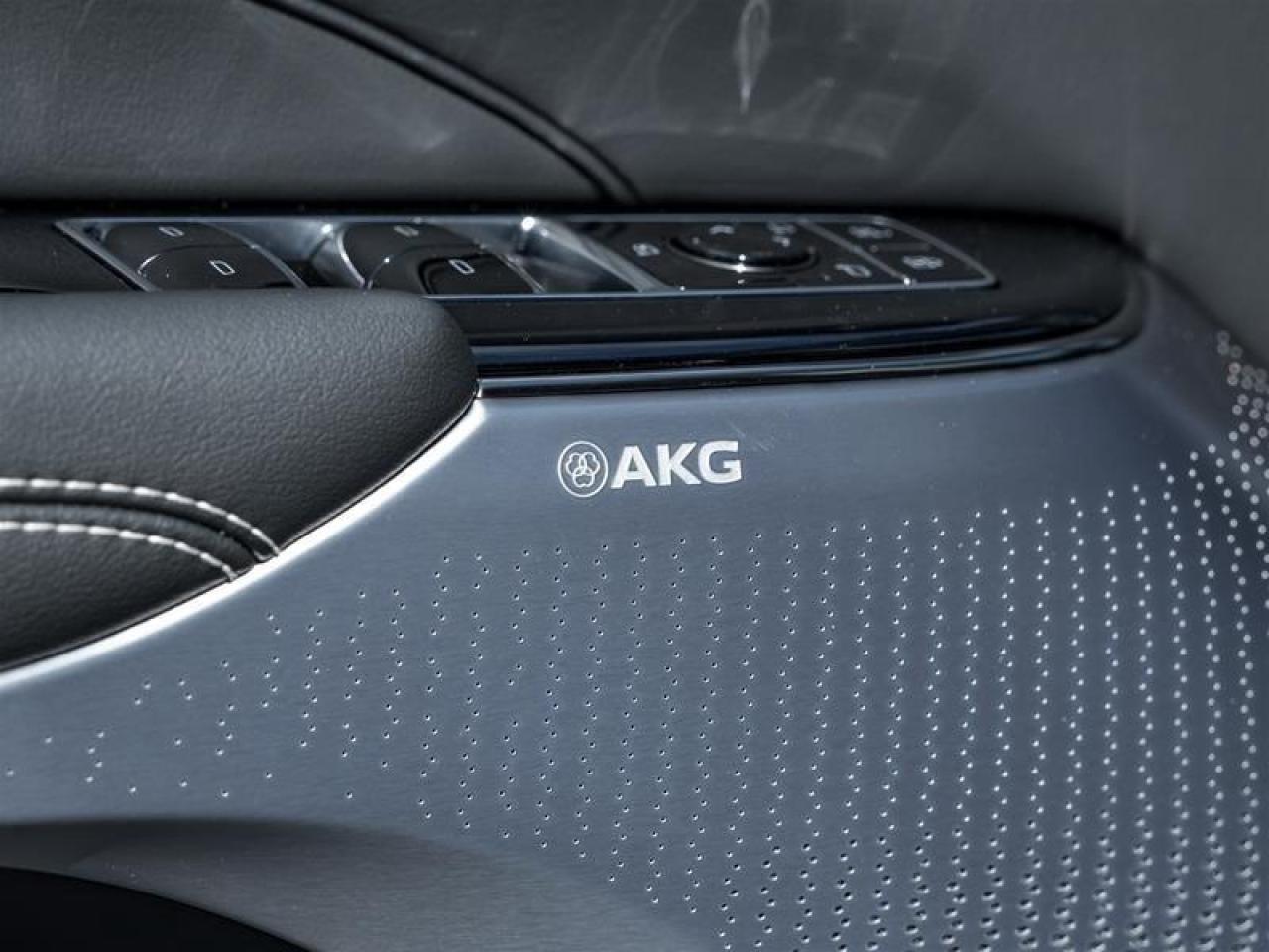 2026 Cadillac LYRIQ Premium Luxury 4dr Photo