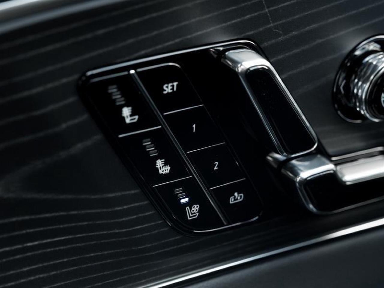 2026 Cadillac LYRIQ Premium Luxury 4dr Photo