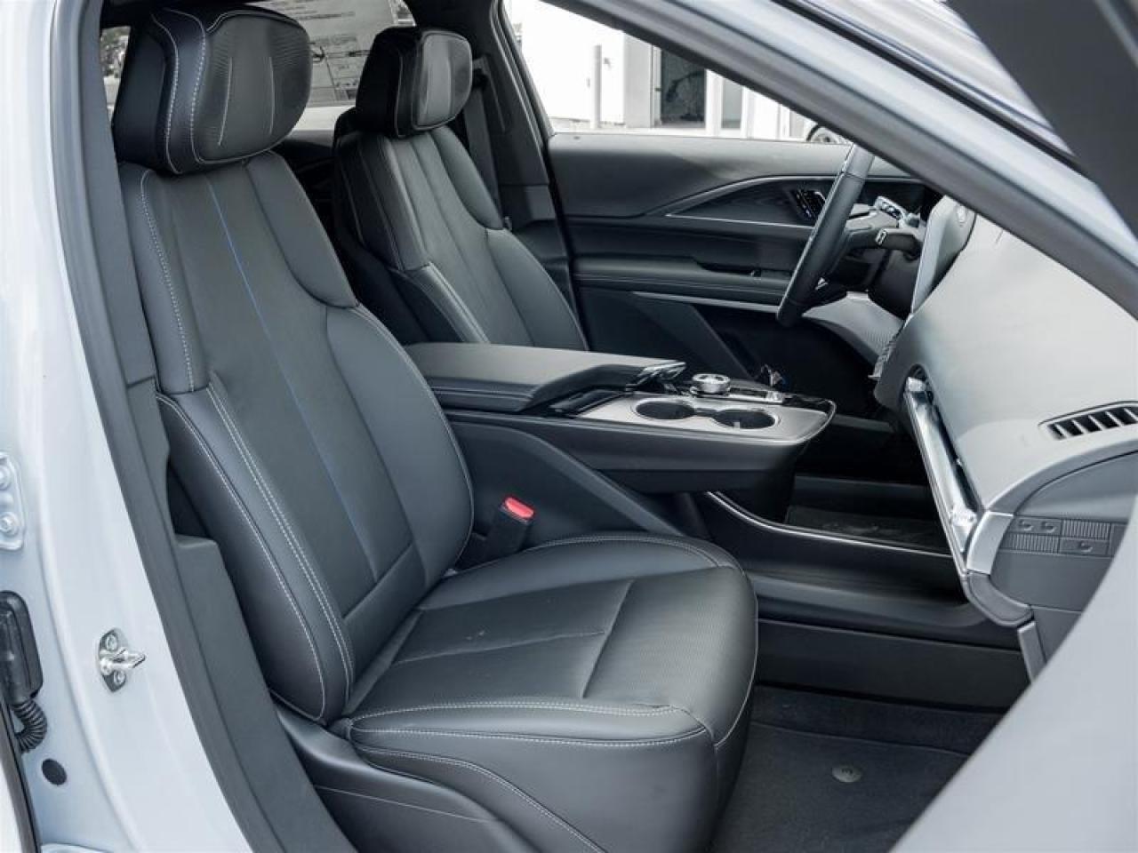 2026 Cadillac LYRIQ Premium Luxury 4dr Photo