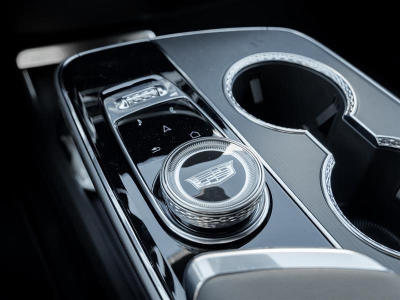 2026 Cadillac LYRIQ Signature Luxury 4dr Photo