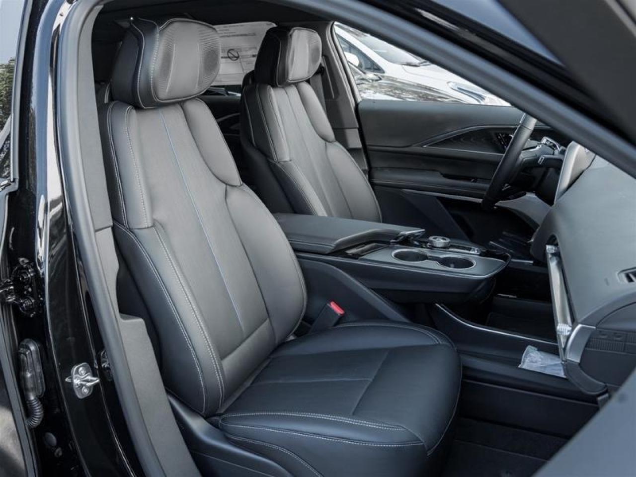 2026 Cadillac LYRIQ Signature Luxury 4dr Photo