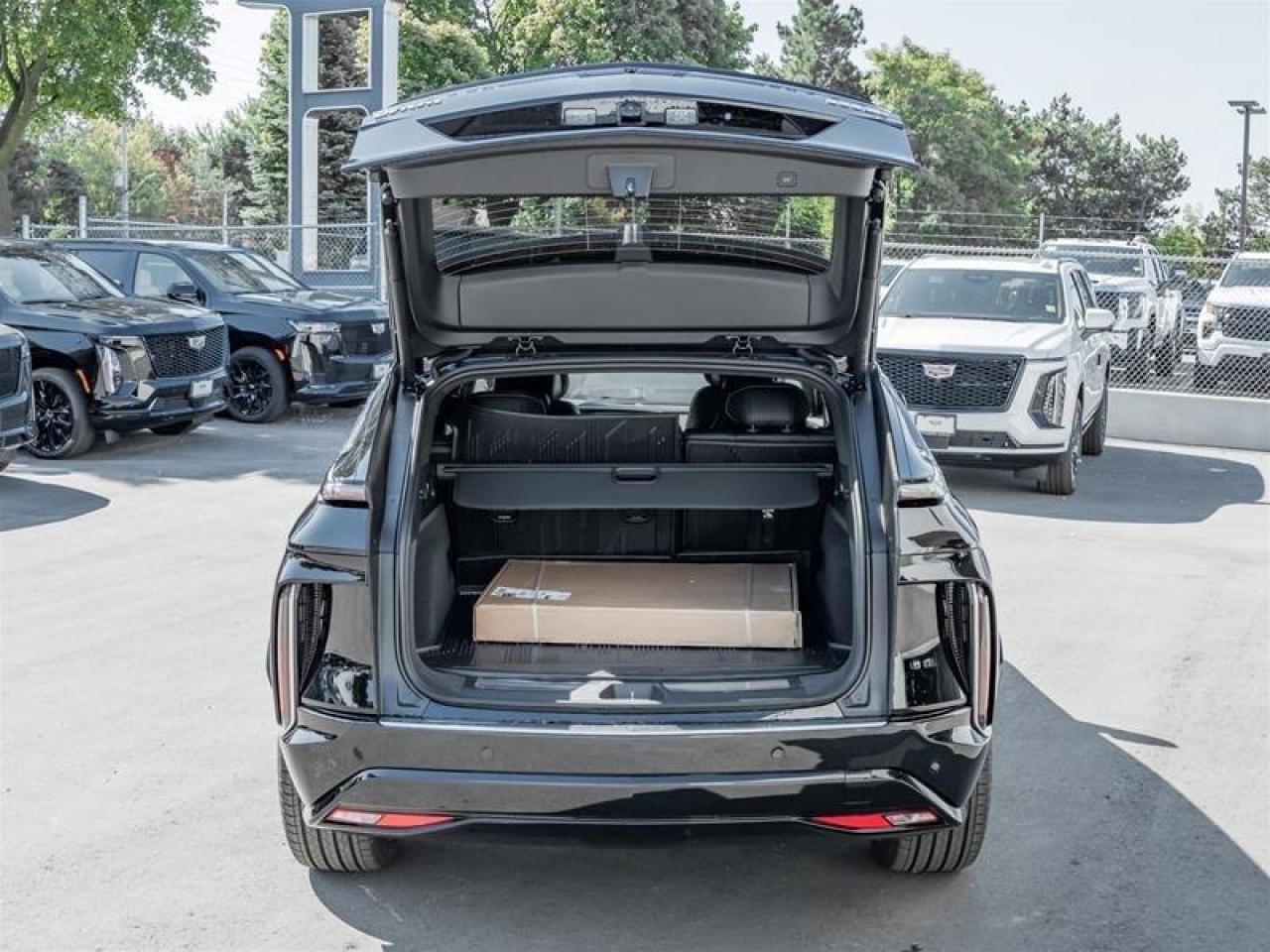 2026 Cadillac LYRIQ Signature Luxury 4dr Photo