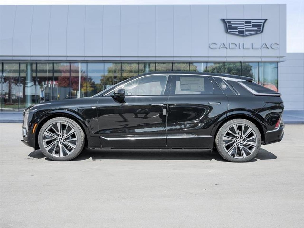 2026 Cadillac LYRIQ Signature Luxury 4dr Photo