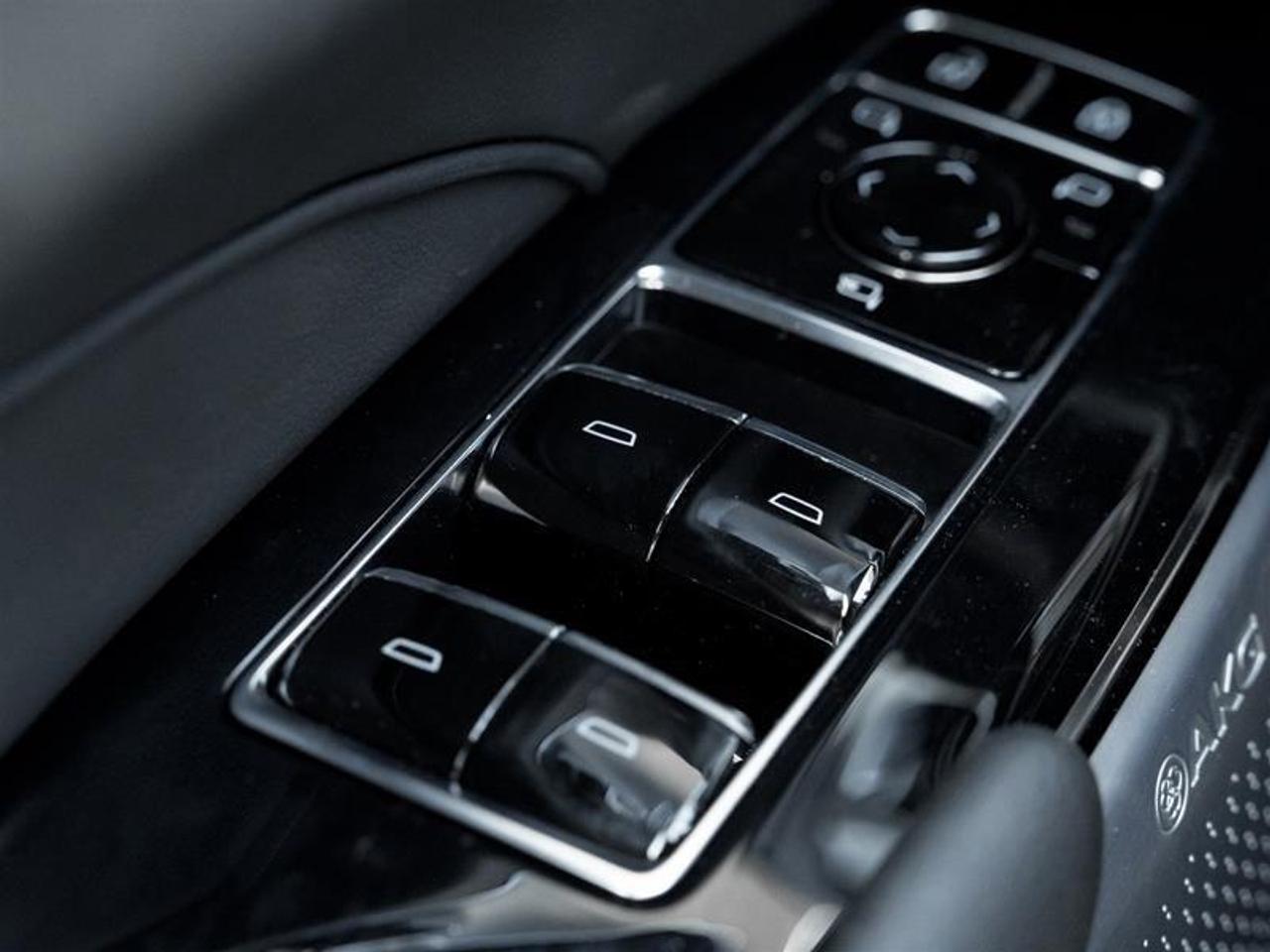 2026 Cadillac LYRIQ Signature Luxury 4dr Photo