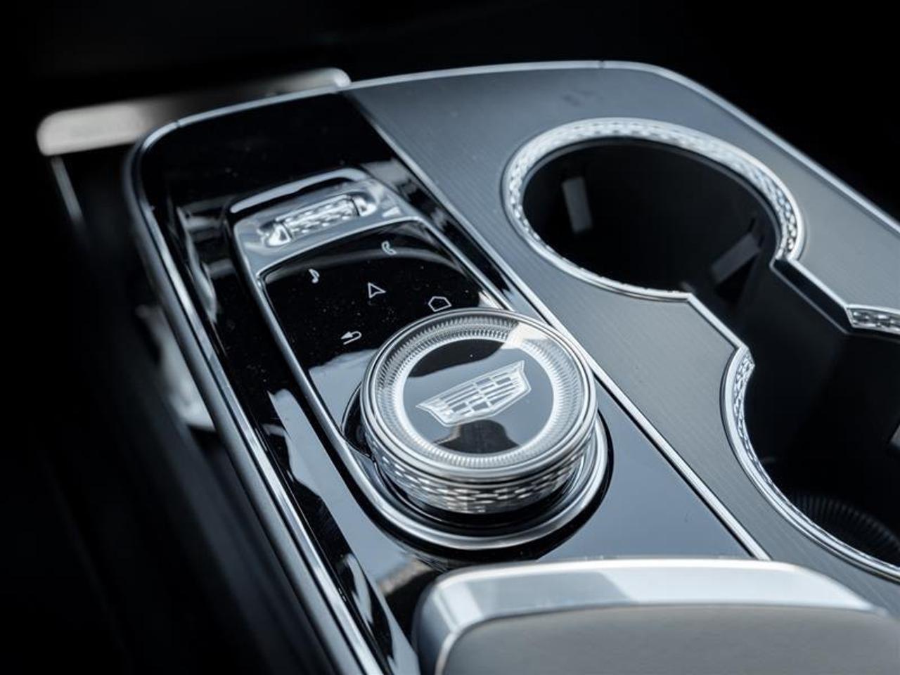 2026 Cadillac LYRIQ Signature Luxury 4dr Photo