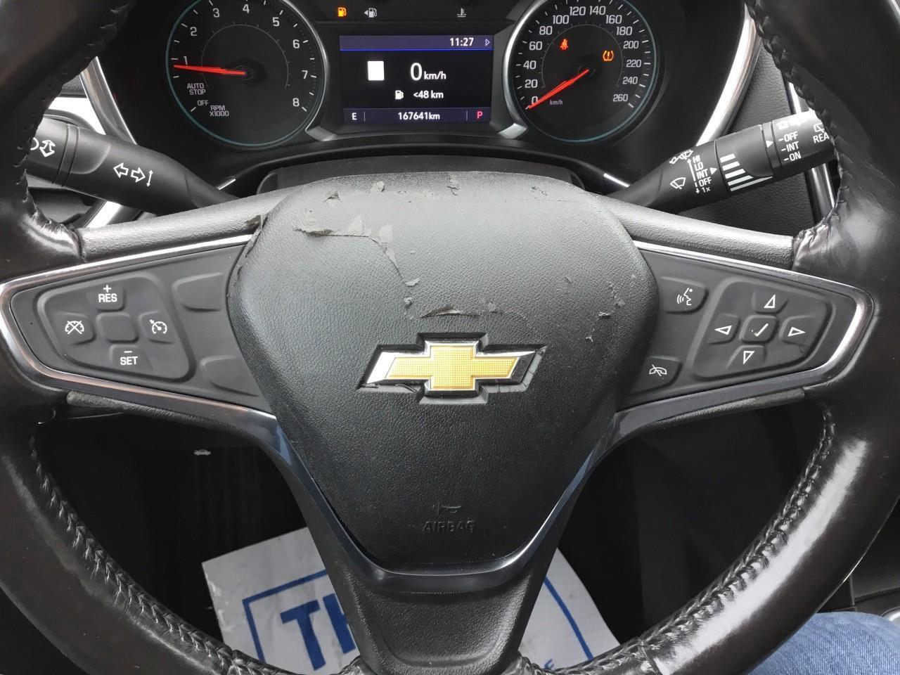 2019 Chevrolet Equinox LT Photo