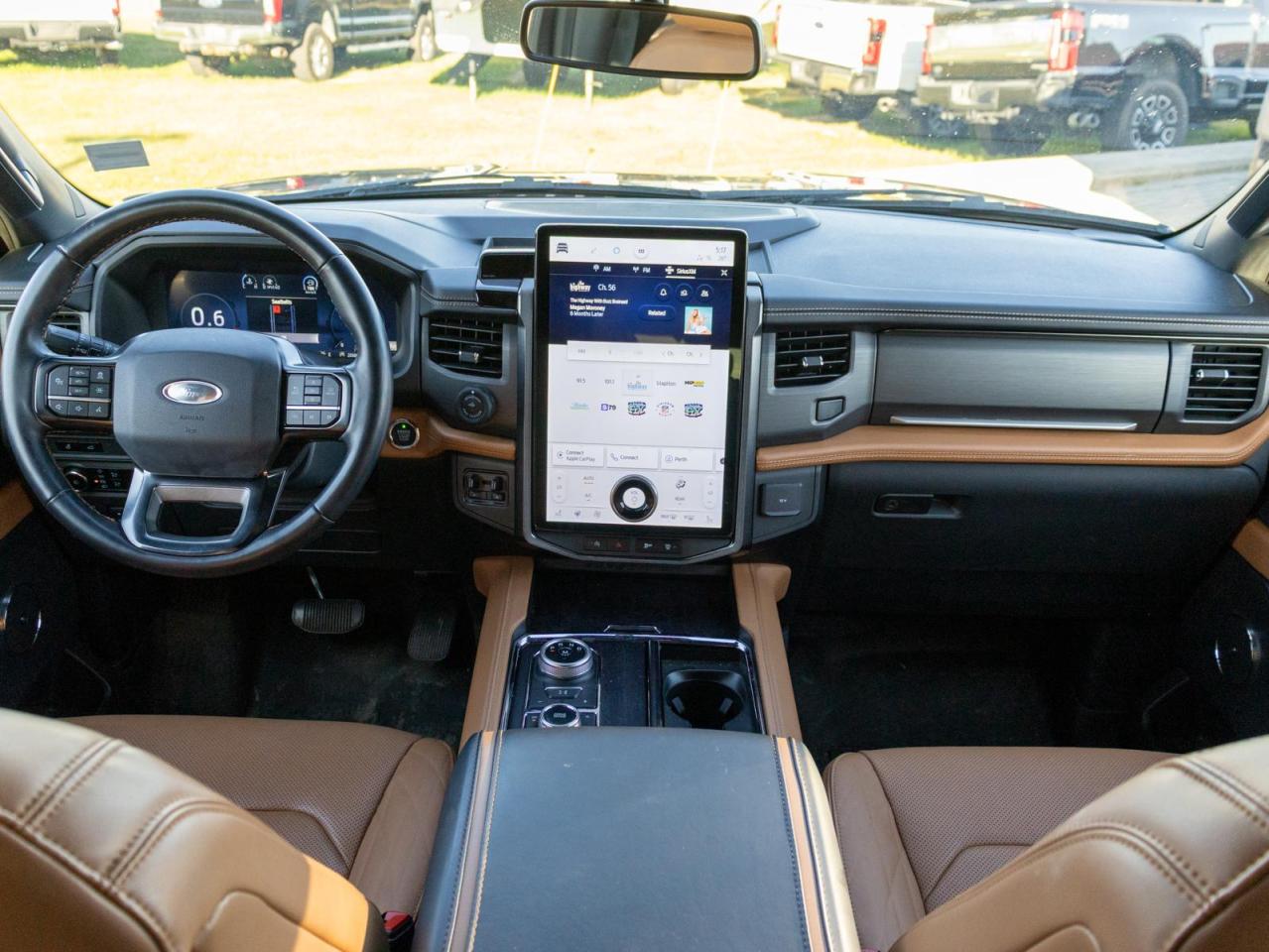 2023 Ford Expedition Max Platinum 4dr 4x4 Photo