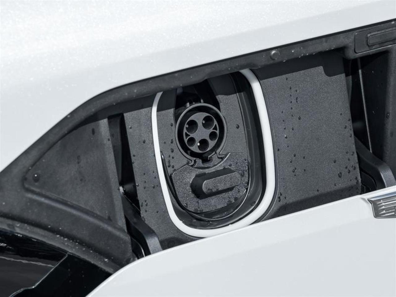 2026 Cadillac LYRIQ Luxury 4dr Photo