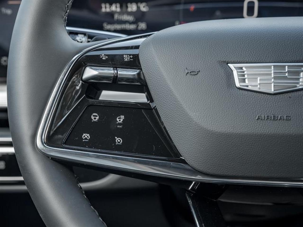 2026 Cadillac LYRIQ Luxury 4dr Photo