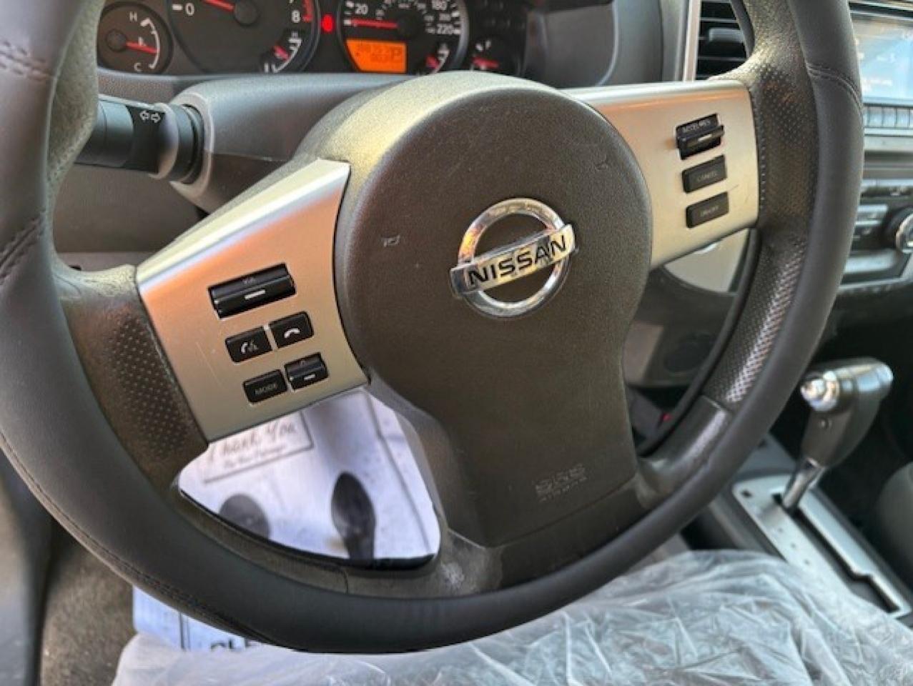 2014 Nissan Frontier SV KING CAB-1 OWNER-NO ACCIDENTS-CERTIFIED-TOW PKG Photo