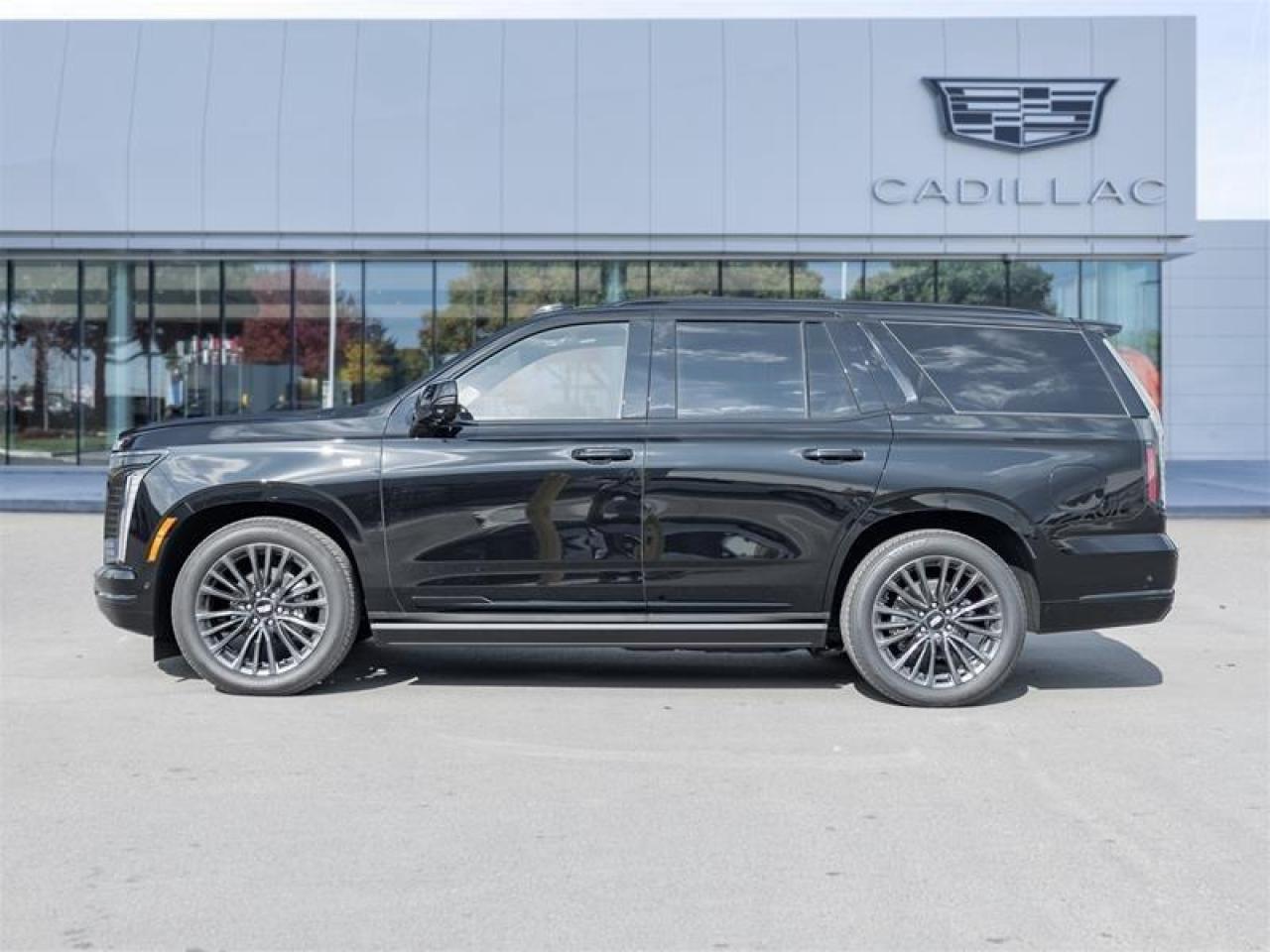 2025 Cadillac Escalade Sport Platinum 4dr 4x4 Photo2