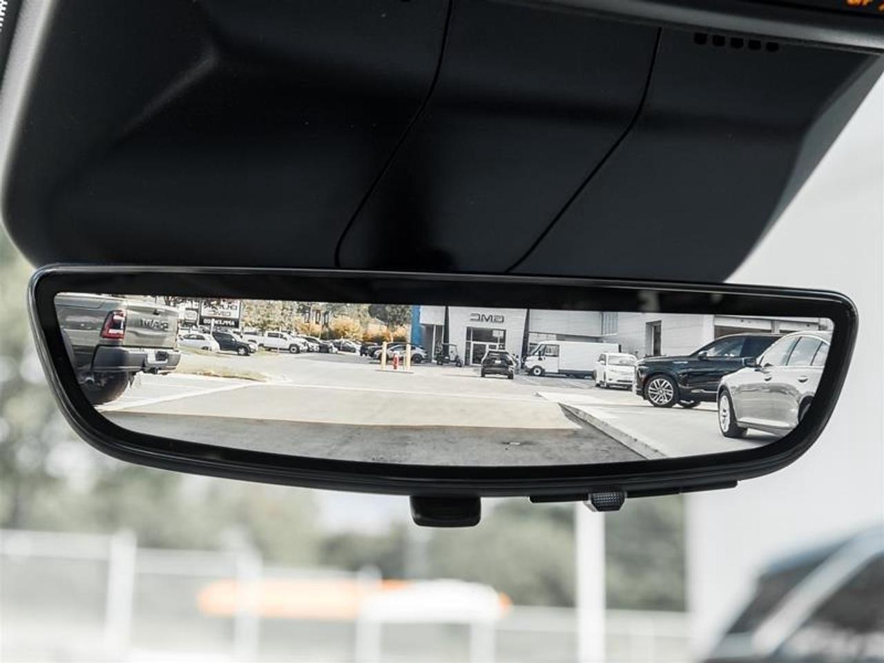 2025 Cadillac Escalade Sport Platinum 4dr 4x4 Photo