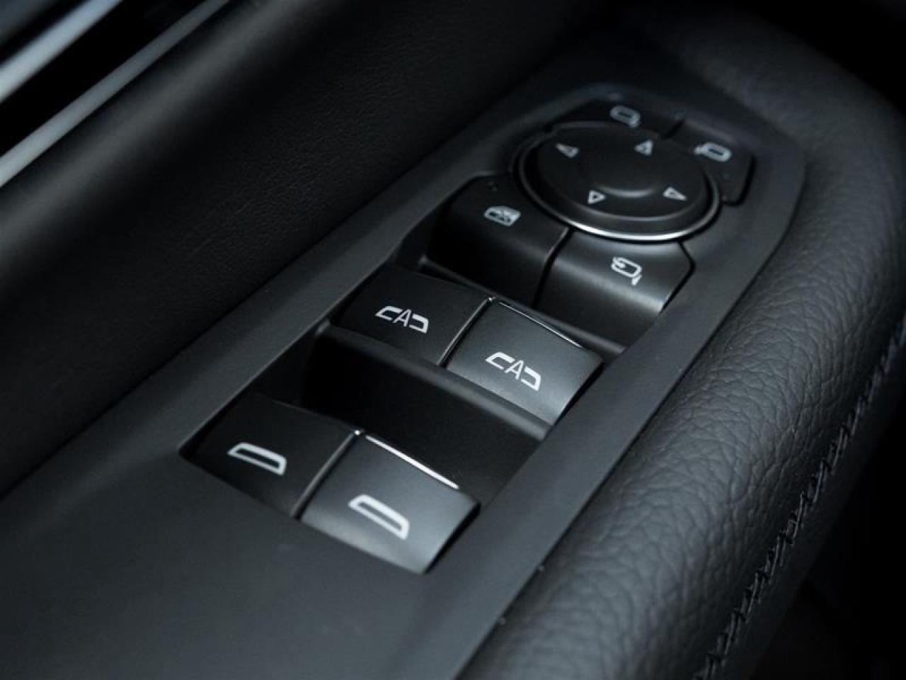 2026 GMC Yukon XL Denali 4dr 4x4 Photo