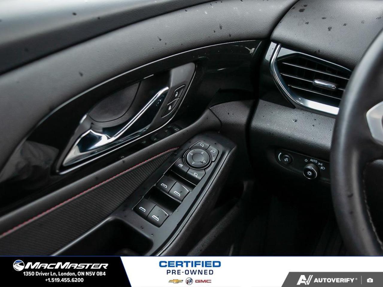 2023 Chevrolet Traverse RS All-Wheel Drive Photo