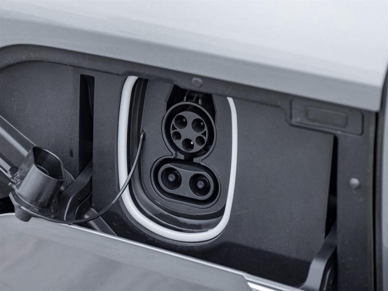 2026 Cadillac LYRIQ Signature Sport 4dr Photo