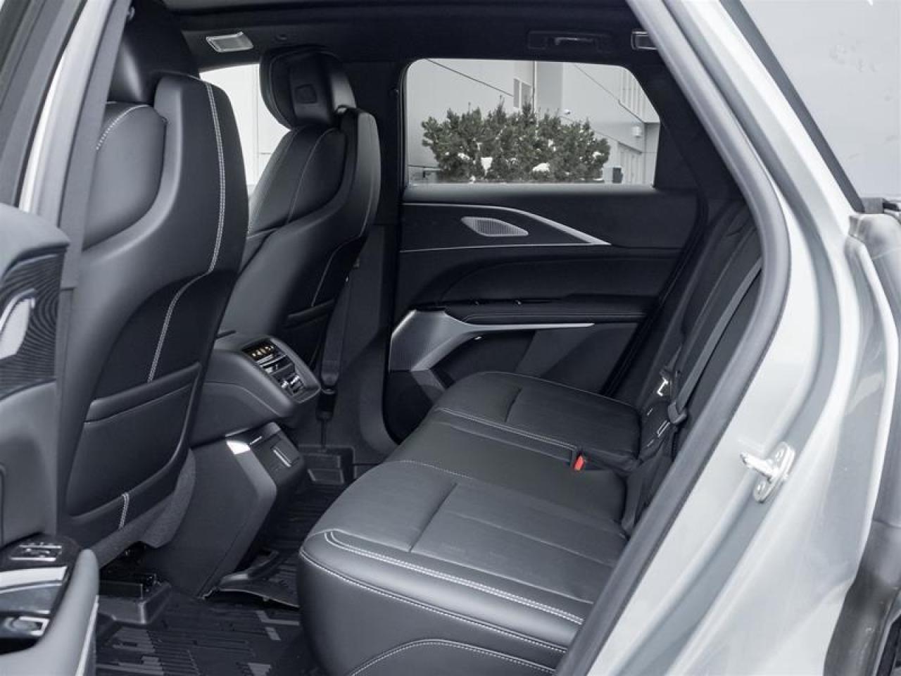 2026 Cadillac LYRIQ Signature Sport 4dr Photo